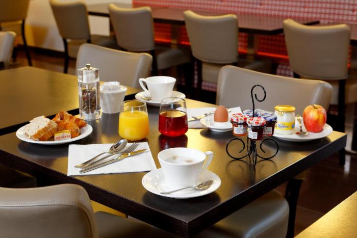 hotel les herbes folles