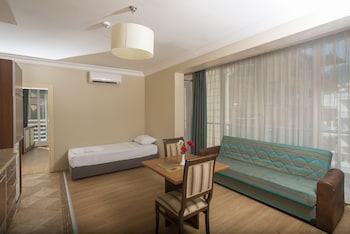 Taç Premier Hotel And Spa - All Inclusive,Antalya Region>>Alanya,4 star