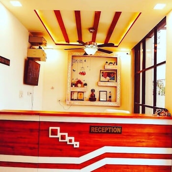 Hotel Dm Heavens,,2 star