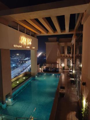 rhythm gurugram hotel and suites sohna road