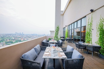 Rhythm Gurugram, Hotel & Suites, Sohna Road,,4 star