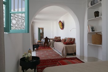 riad dar dar