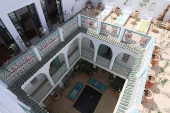 riad dar dar