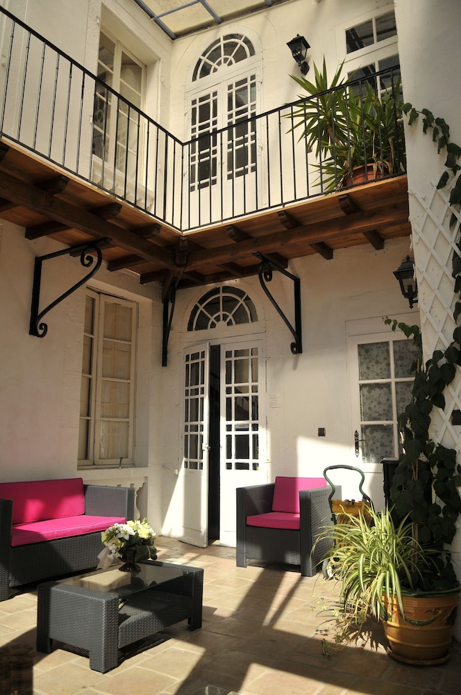 castelnau de montmiral