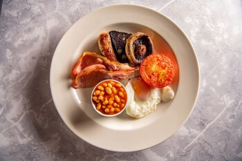 Healds Hall Hotel,Cleckheaton>>Bradford,3 star