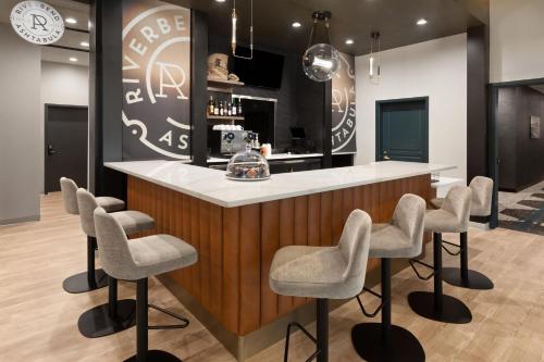riverbend hotel and suites trademark collection by wyndham