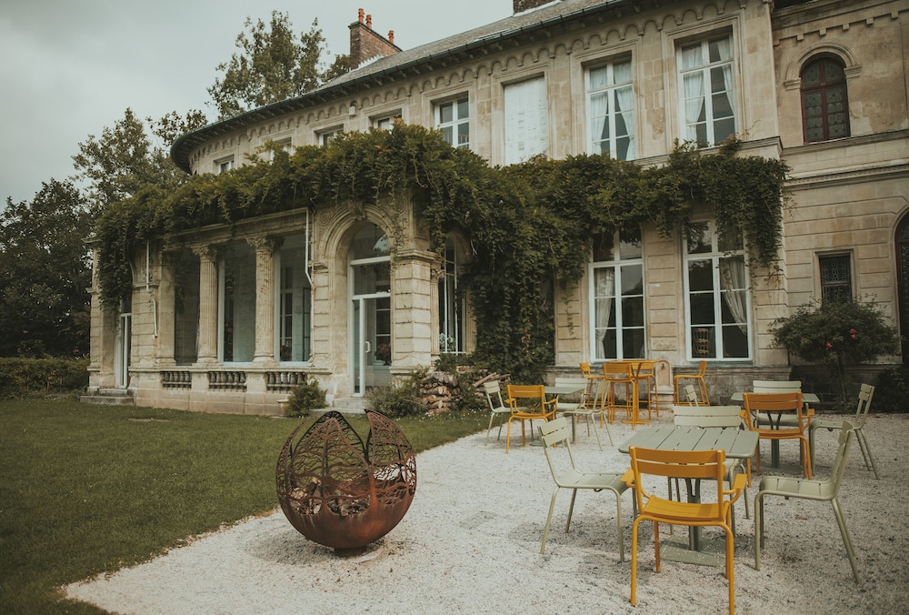 hotel chateau daubry valenciennes