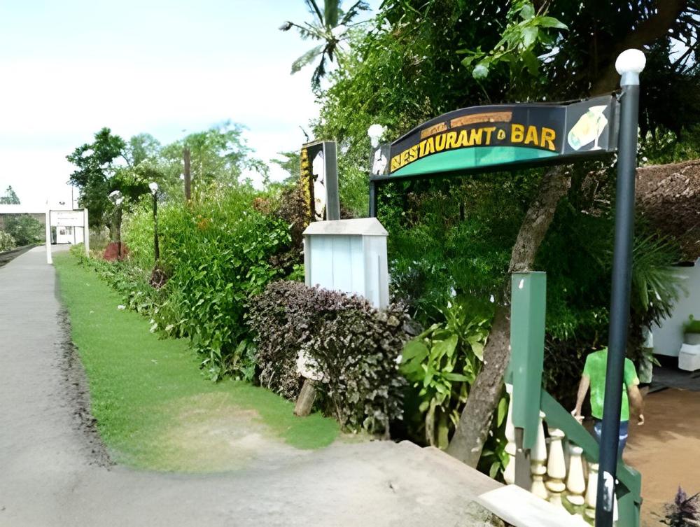 hotel susantha garden