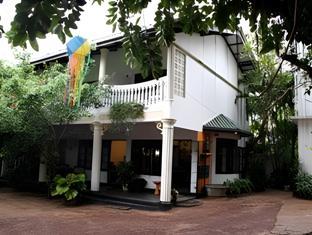 hotel susantha garden