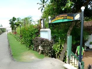 hotel susantha garden