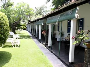 hotel susantha garden