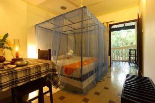 hotel susantha garden