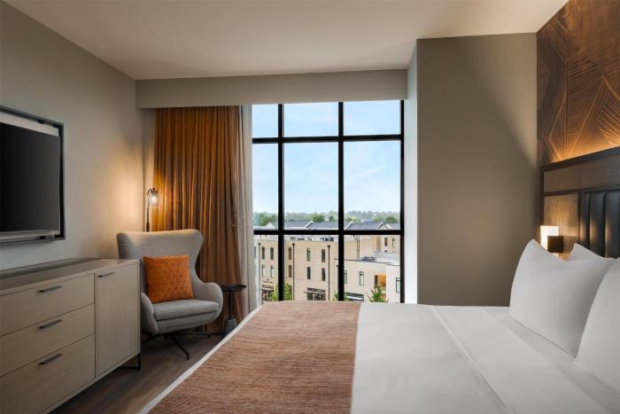 hotel avail rogers tapestry collection by hilton