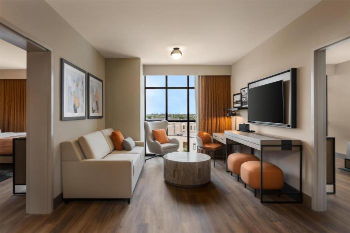 hotel avail rogers tapestry collection by hilton