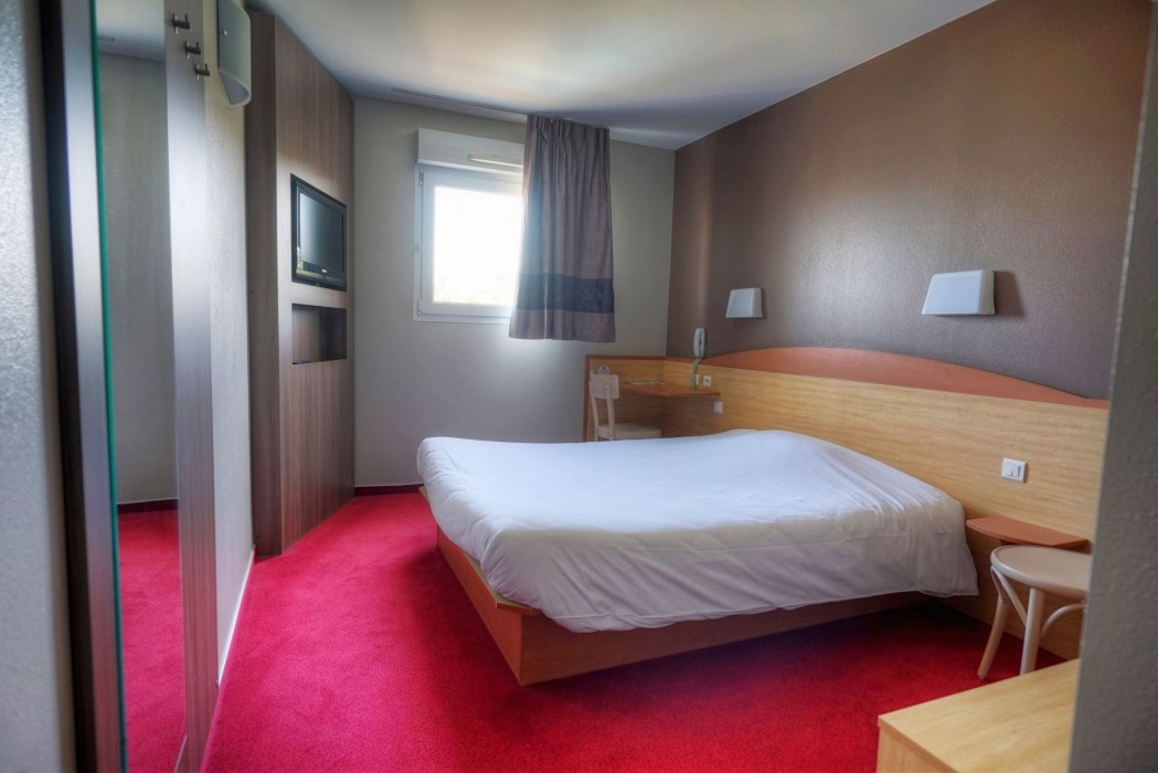 bandb hotel saint etienne monthieu