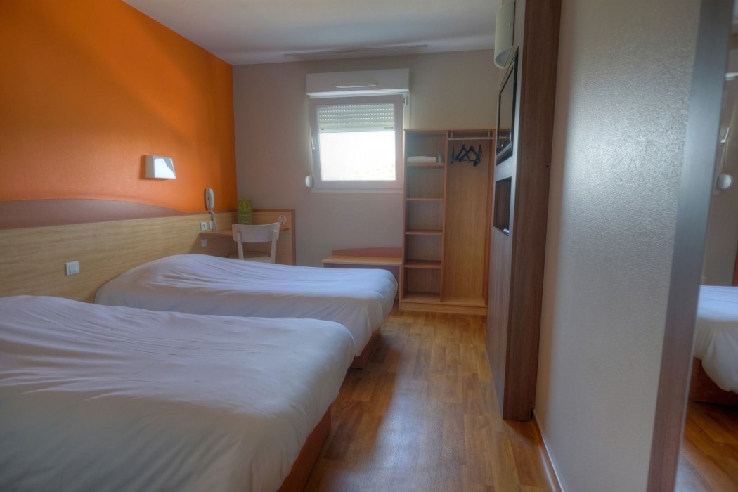 bandb hotel saint etienne monthieu