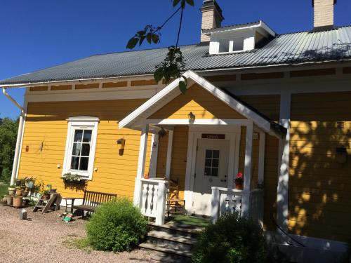 vardshuset lugnet