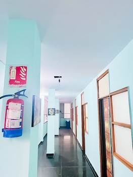 Roomshala 147 Kd Plazav,,3 star