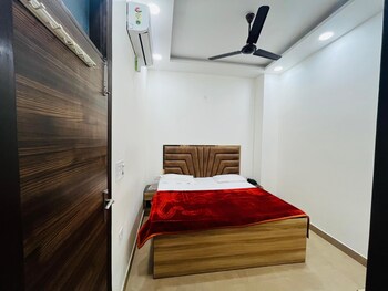 roomshala 152 hotel sukoon