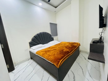 roomshala 152 hotel sukoon