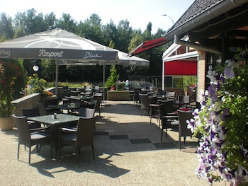 threeland hotel