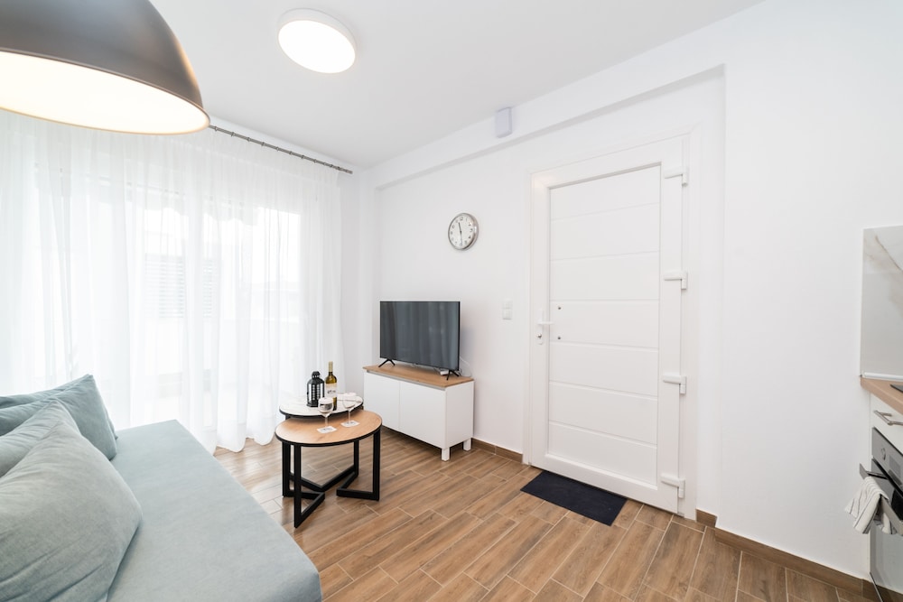 roxani residential complex