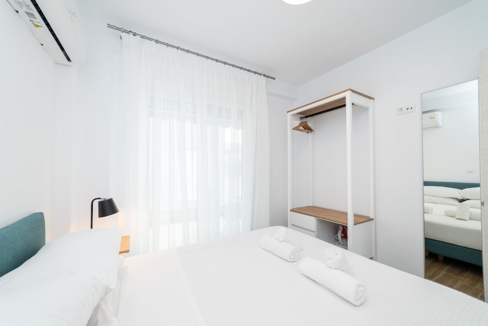 roxani residential complex