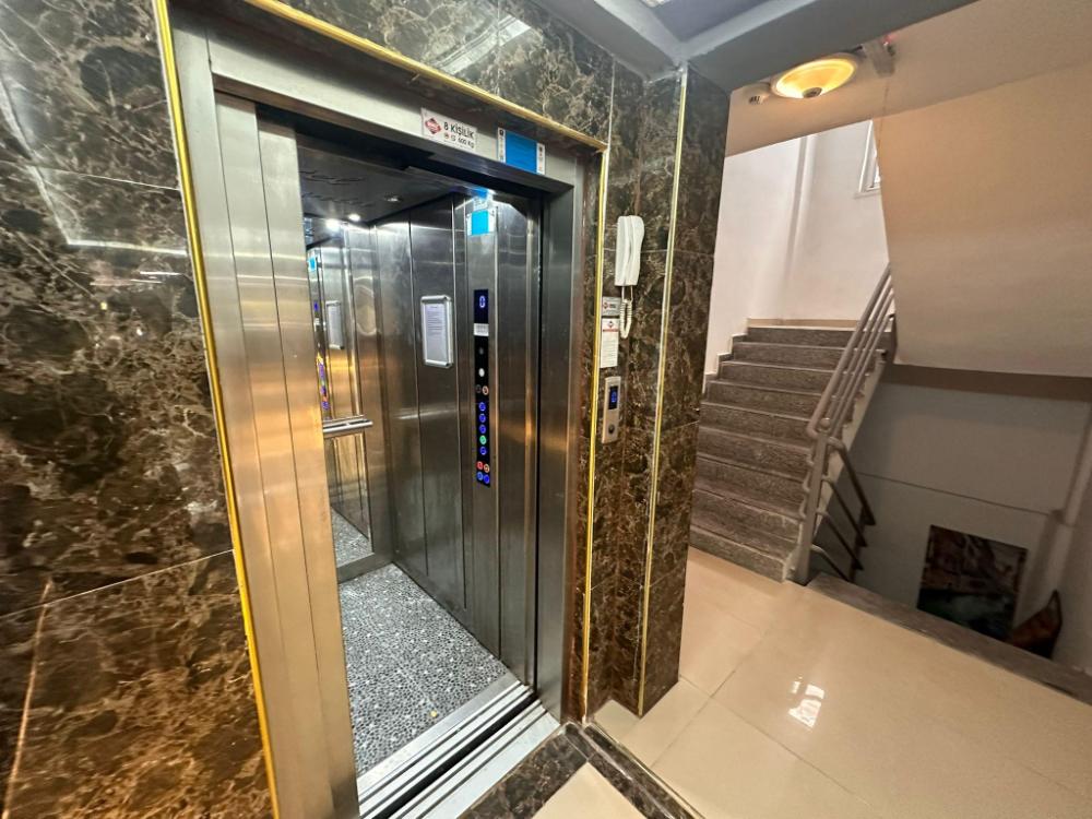 royal ezel hotel