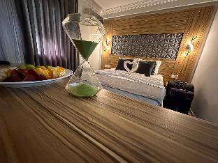 royal ezel hotel