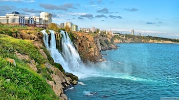 royal ezel hotel