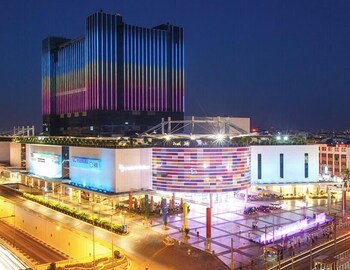 royal ezel hotel