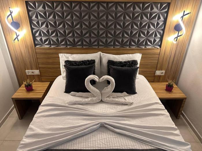 royal ezel hotel