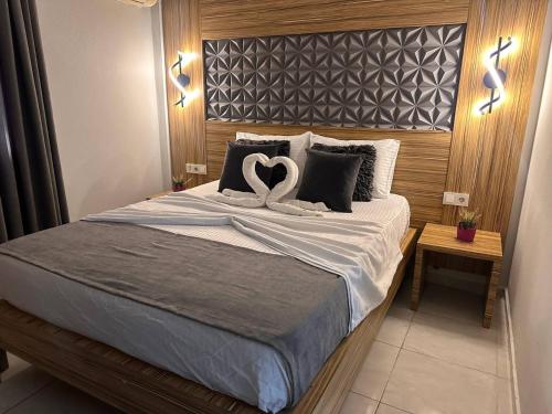 royal ezel hotel