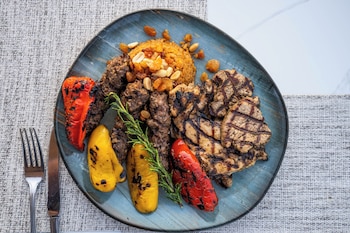 royal great pyramid inn