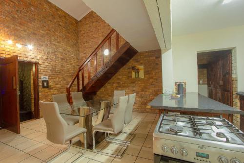 royale marlothi safari lodge