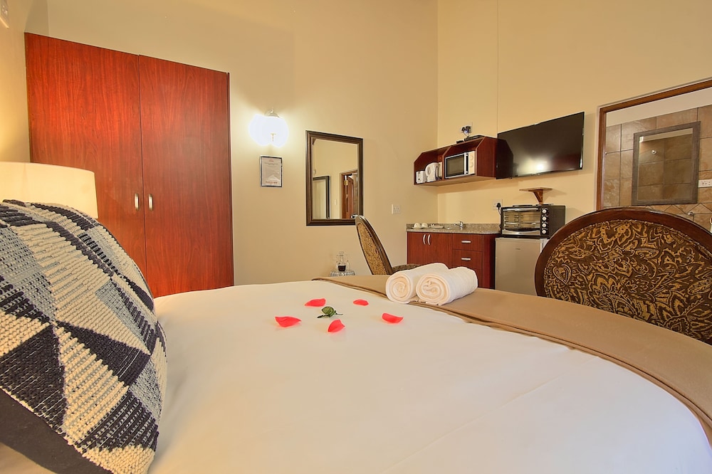 royale marlothi safari lodge