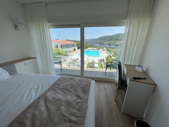 rupestre arts hotel rodao