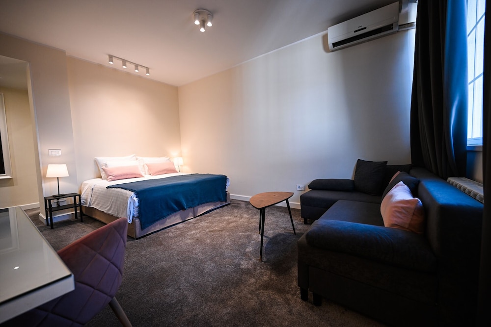 garni hotel le petit piaf