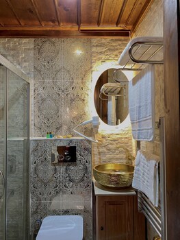 saffronia 1900 boutique hotel