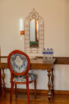 saffronia 1900 boutique hotel
