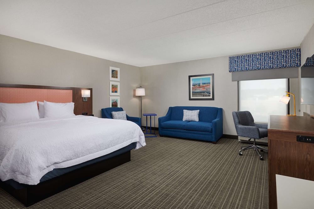 hampton inn fairfax city