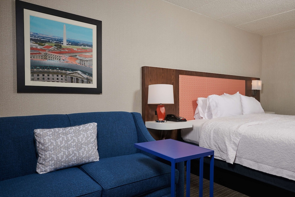 hampton inn fairfax city
