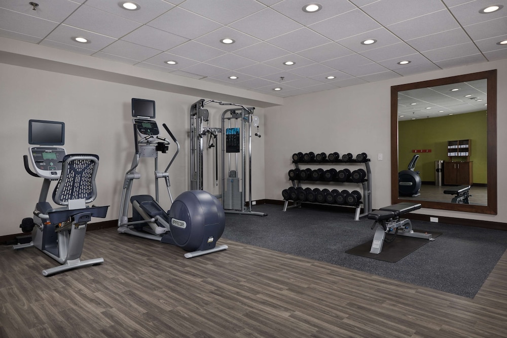 hampton inn fairfax city