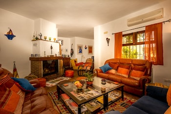 los casta os adults only