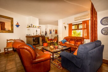 los casta os adults only