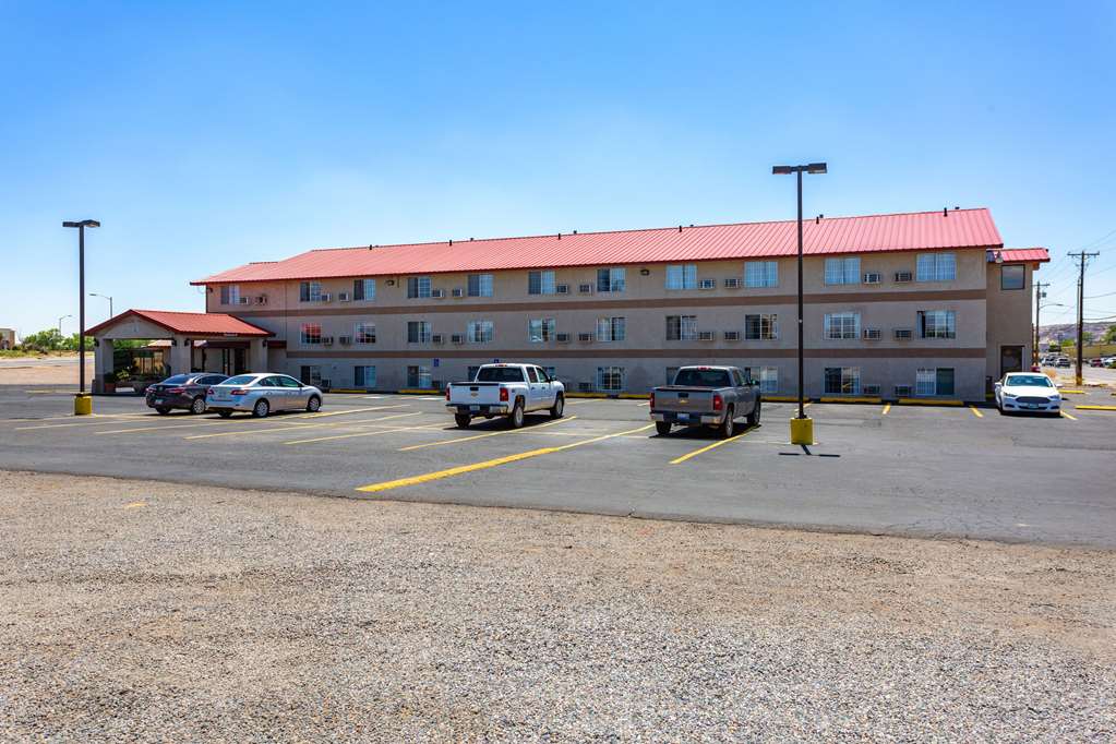 rodeway inn farmington