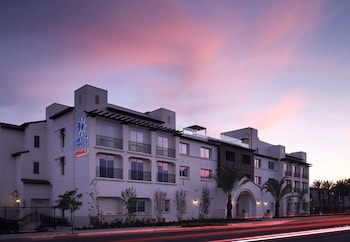 sanctity hotel rancho cucamonga tapestry collection hilton