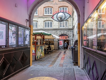 sanders downtown cph cozy 2 bdr apt near tivoli