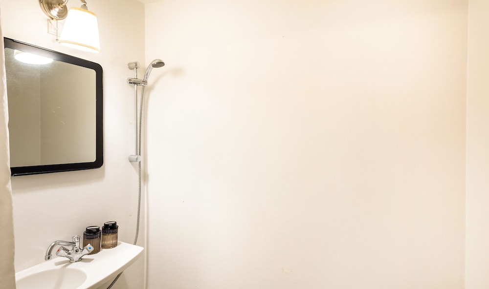 sanders downtown cph cozy 2 bdr apt near tivoli