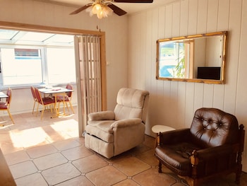 guesthouse arny
